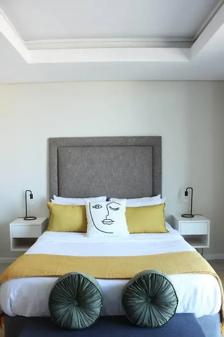 The Crystal Towers One-Bedroom Studio ケープタウン アパート