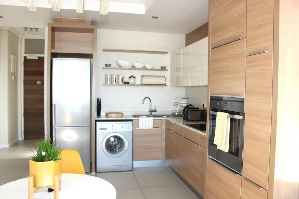 The Crystal Towers One-Bedroom Studio Kapstadt 0*,  Südafrika